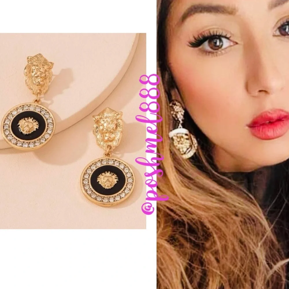 90’s Style Glam Gold & Black Lionhead Door Knocker Statement Earrings - Picture 1 of 13